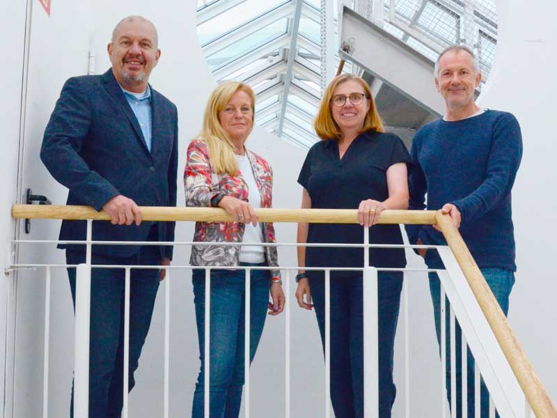 Leitung ab WS25/26 des Fachbereichs Geowissenschaften :
Prof. Thomas Pichler (Dekan), Prof. Simone Kasemann (stellv. Dekanin), Prof. Katrin Huhn-Frehers (Studiendekanin) und Dr. Marcus Elvert (stellv. Studiendekan) 